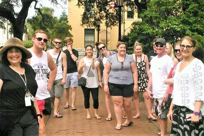 Savannah Stroll: Guided Sightseeing & History Walking Tour of Savannah - Reynolds Square: where the tour starts and why it pulls you in
