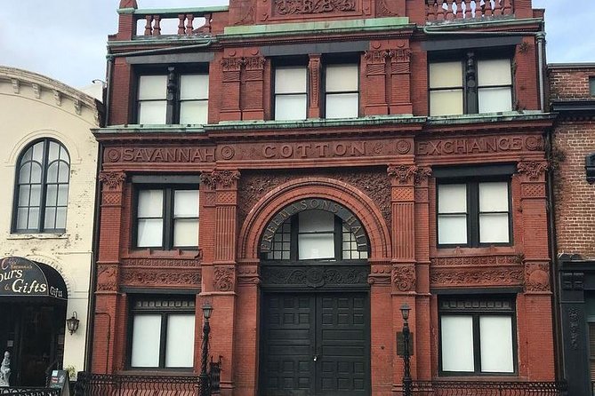 Savannah Stroll: Guided Sightseeing & History Walking Tour of Savannah - Johnson, Warren, Oglethorpe, and Chippewa Squares: the public-room heart of Savannah
