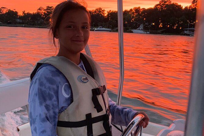 Savannah Sunset Dolphin Eco Tour - Atlantic Bottlenose Dolphins: How the Captain Targets Wildlife