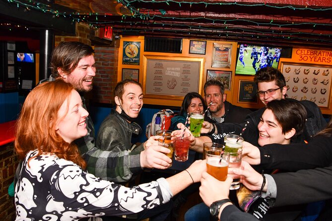 Savannah Terrors: Spirits & Spirits Haunted Pub Crawl - Meeting at 17hundred90 Inn: Find the lantern and get moving