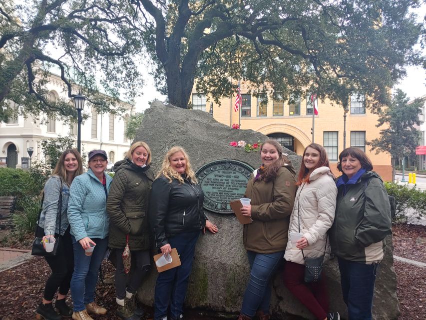 Savannah: Tipsy Trivia Tour - The trivia game: teams, points, and a bonus round finish