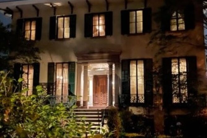 Shadows of Midnight Ultimate Late Night Savannah Ghost Tour - Historic Homes, a House of Worship, and the Kind of Legends People Actually Repeat