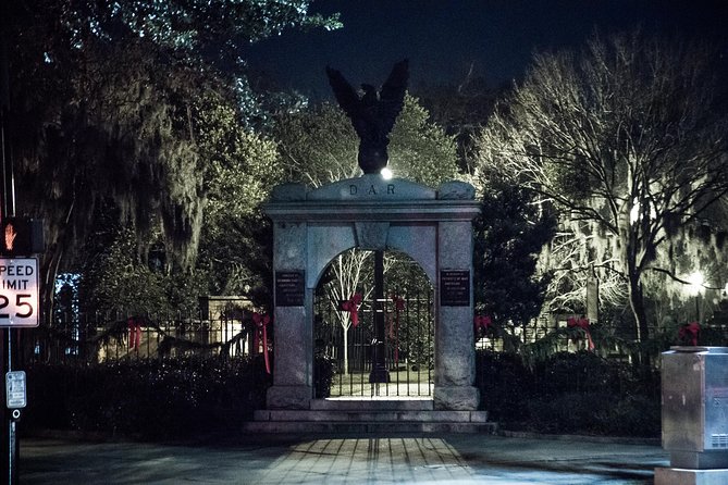 Sinister Sins & Shadows: A Savannah Ghost Tour - Wright Square: Tomochichi and the Feeling of Being Watched