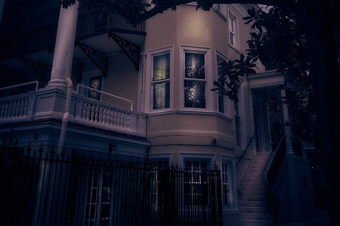 Sixth Sense Savannah Ghost Tour - The Original Square: Why Savannah Feels Like It’s Built Over Time