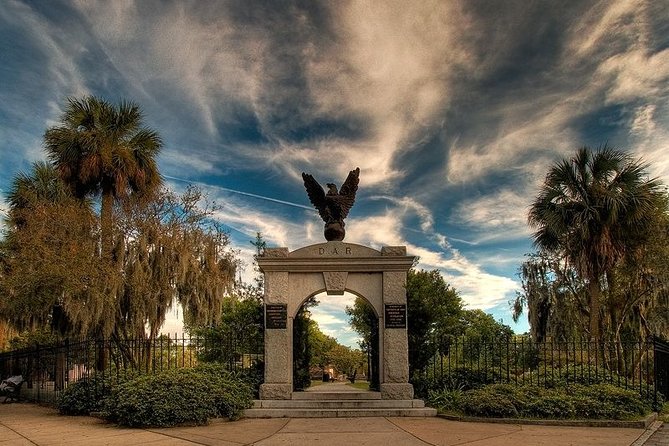 Spooky Savannah Haunted History Tour - Entering Colonial Park Cemetery: the calm start point