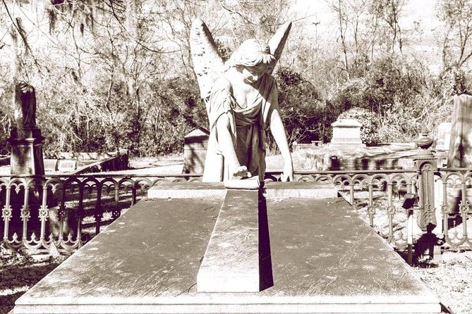 The Hidden Gem Cemetery Tour of Laurel Grove - Entering Laurel Grove North Cemetery at 802 W Anderson St