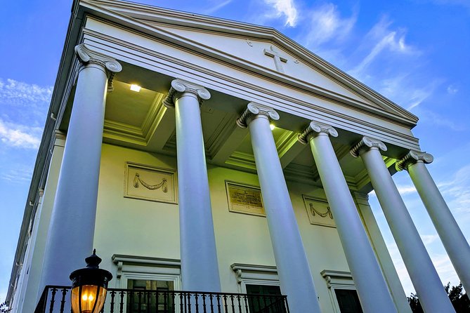 Walking Savannah's Hidden History Tour - Colonial Park Cemetery: The Ending That Changes How You See Savannah