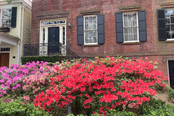 Walking Tour of Savannah's Must-See Sights - A tight 2-hour loop that helps you read Savannah