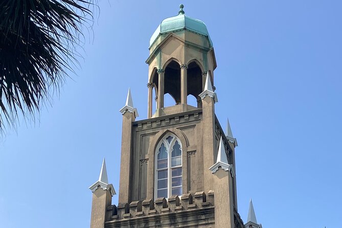 Walking Tour of Savannah's Must-See Sights - Troup Square: why locals pick it and what to notice in the details